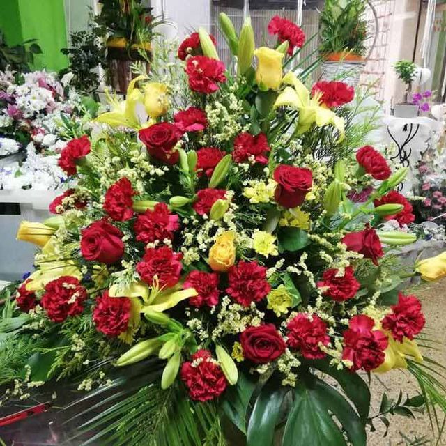 Floristería Hedu ramo con rosas