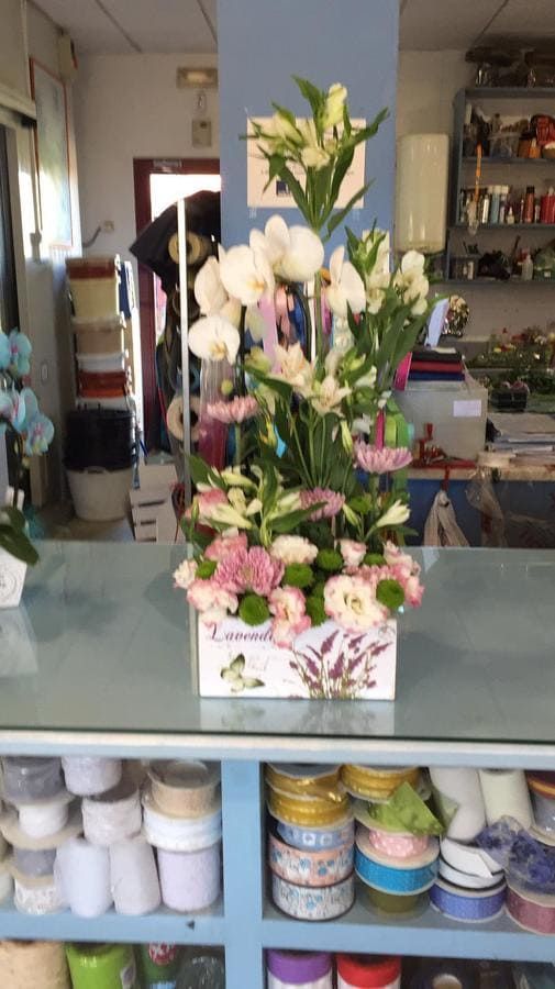 Floristería Hedu caja con flores